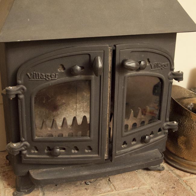 How to Clean Wood Stove Glass - Tiny Wood Stove