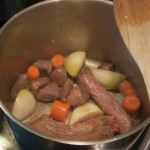 Brown giblets and vegetables